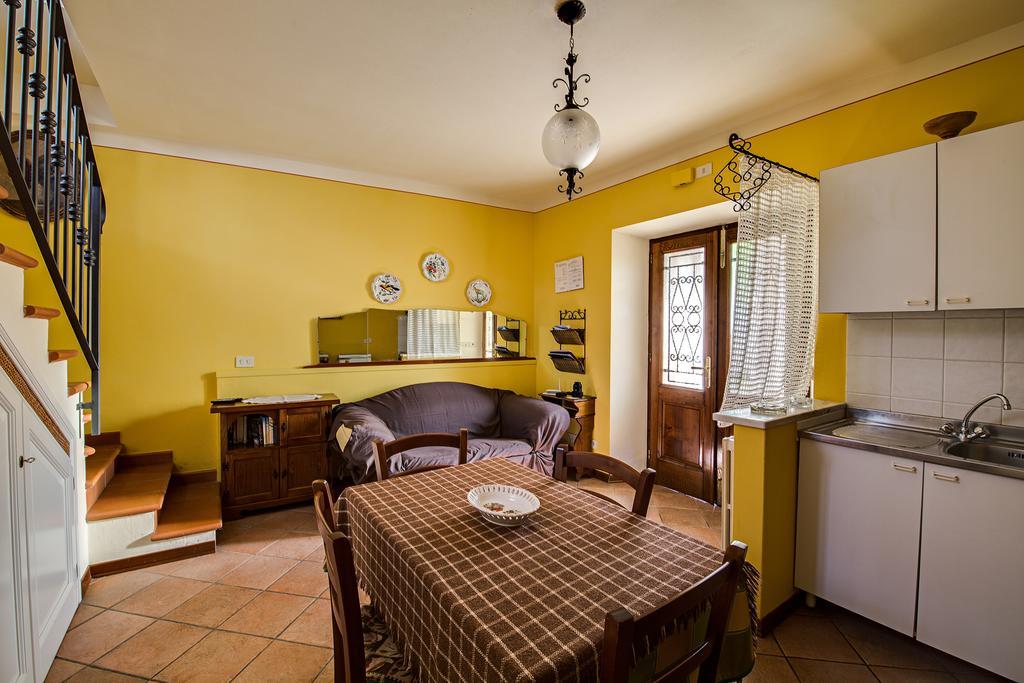 Cottage House Il Palazzetto Castelnuovo di Garfagnana Luaran gambar